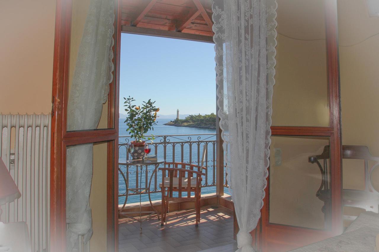 Saga Pension Gytheio Dış mekan fotoğraf